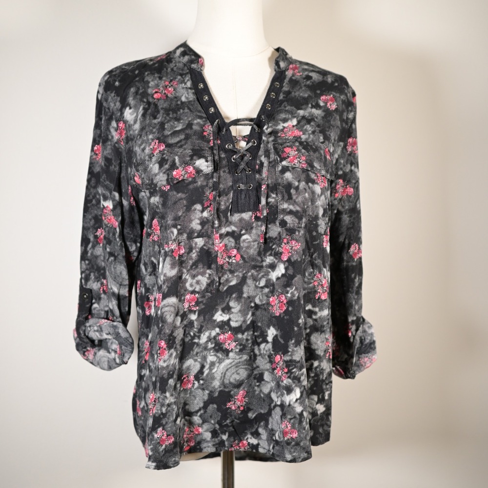 Rock & Republic Womens Small Acid Wash Floral Lace Up Roll Tab Sleeve Gray